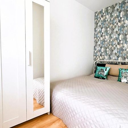 Cosy Living Apartment W Balcony Budapest Esterno foto