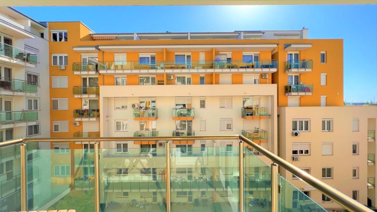 Cosy Living Apartment W Balcony Budapest Esterno foto
